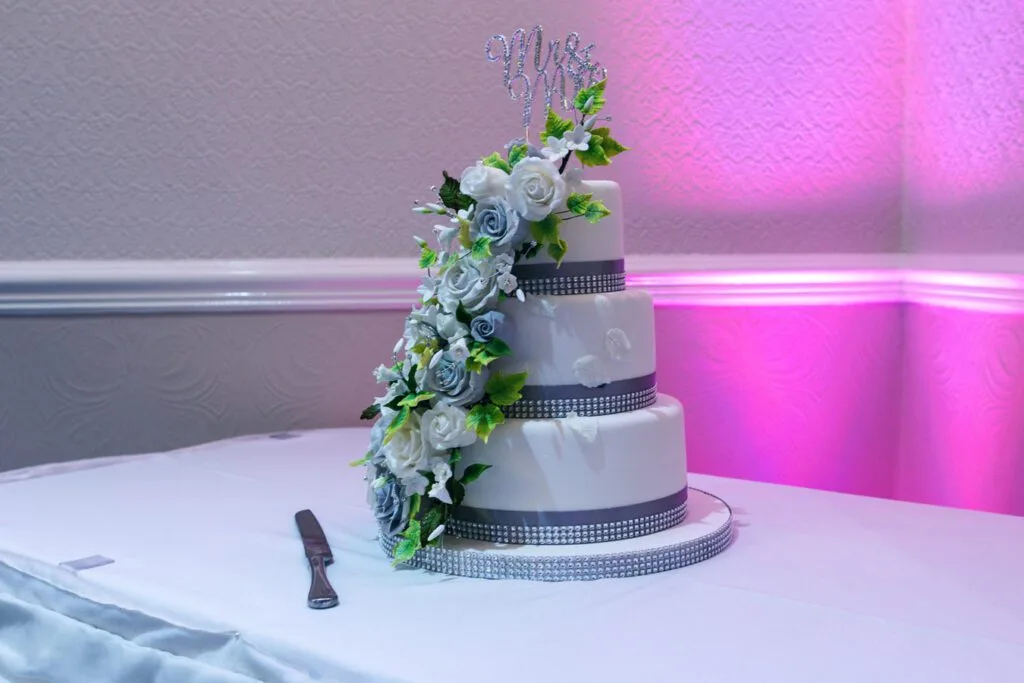 Holmfield Arms Wedding Cake