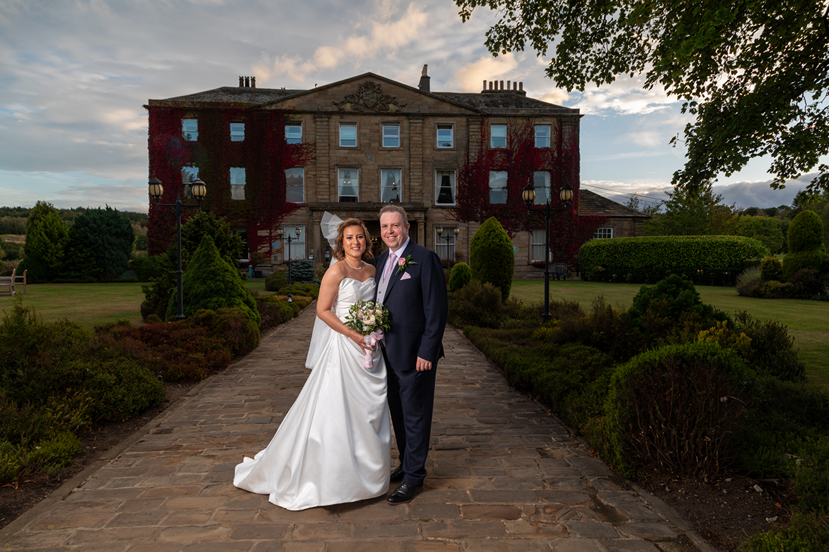 You are currently viewing Why Waterton Park Hotel is a Dream Wedding Venue for a Wedding Photographer